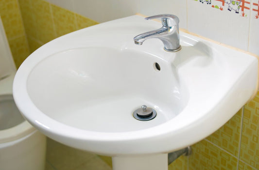 The Correct Way to Install a Sink Hair Strainer