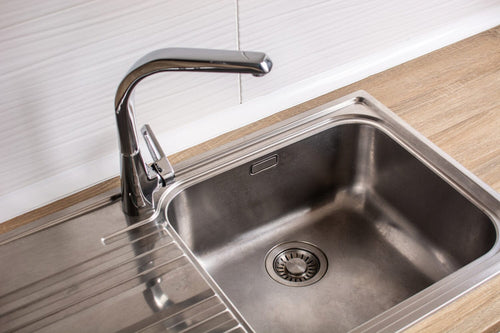 Simple Solutions for Maintaining a Clog-Free Kitchen Sink