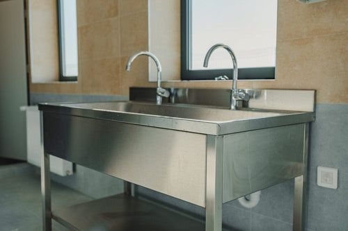 Advantages of Installing an Industrial Stainless Steel Sink